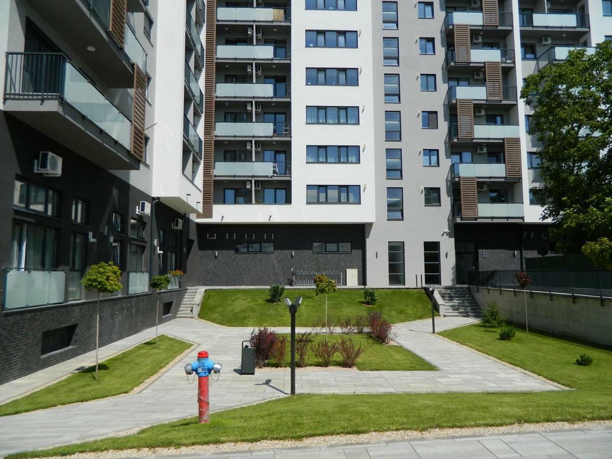 オラデアApartament Ana Premiumアパートメント エクステリア 写真